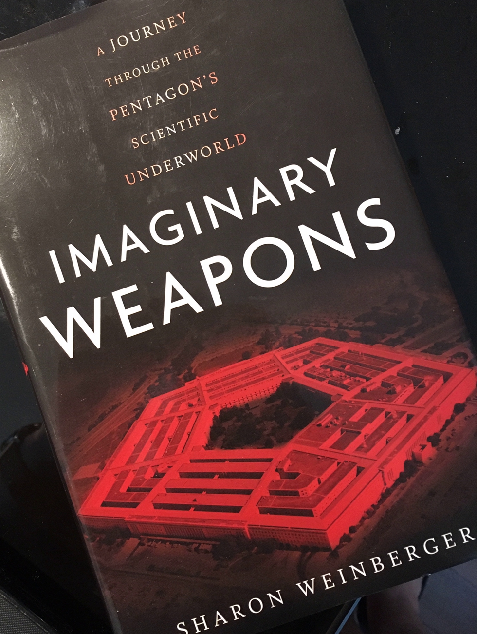 capa de Imaginary Weapons
