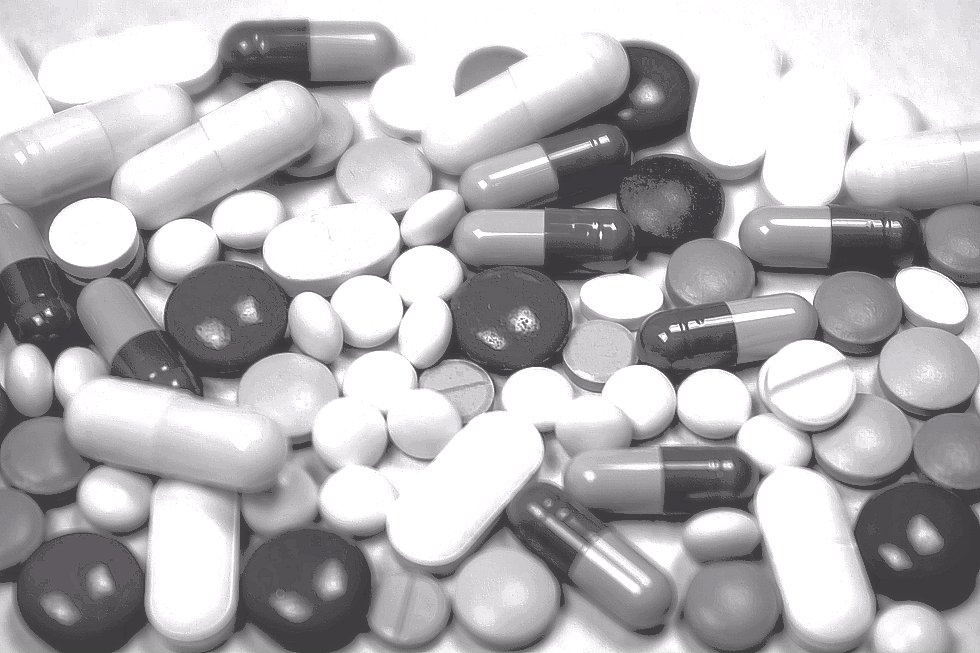 pílulas preto e branco