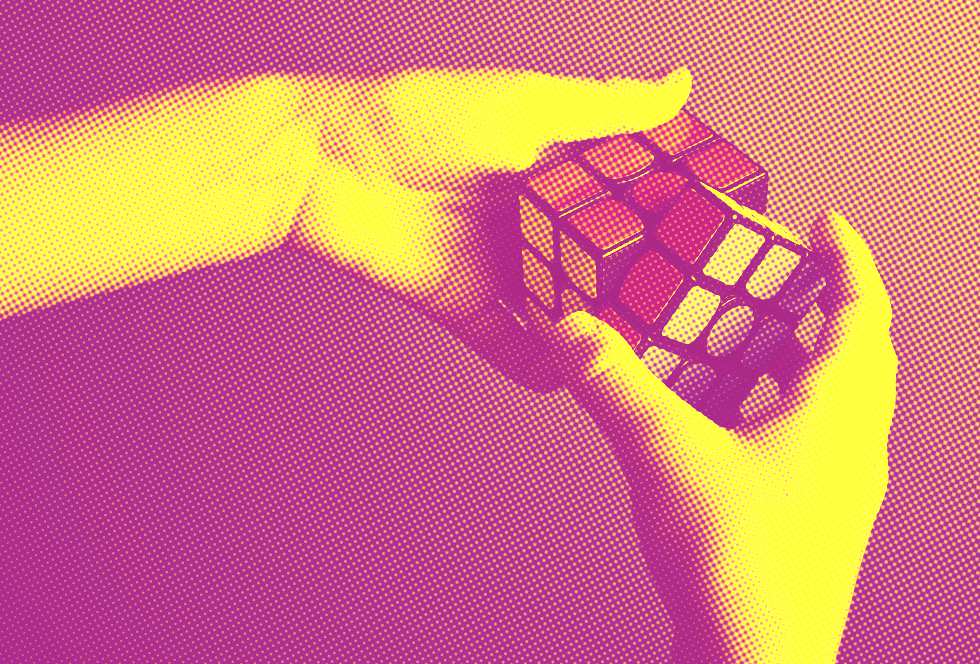 Cubo Mágico sendo resolvido