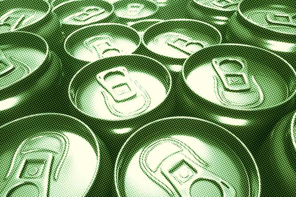 latas de refrigerante